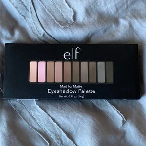 NWT EYESHADOW